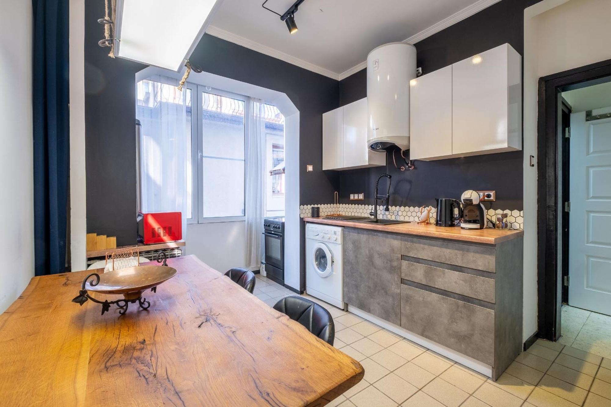Modern , Spacious 2Br Apartment In Top Center Sofia Eksteriør billede
